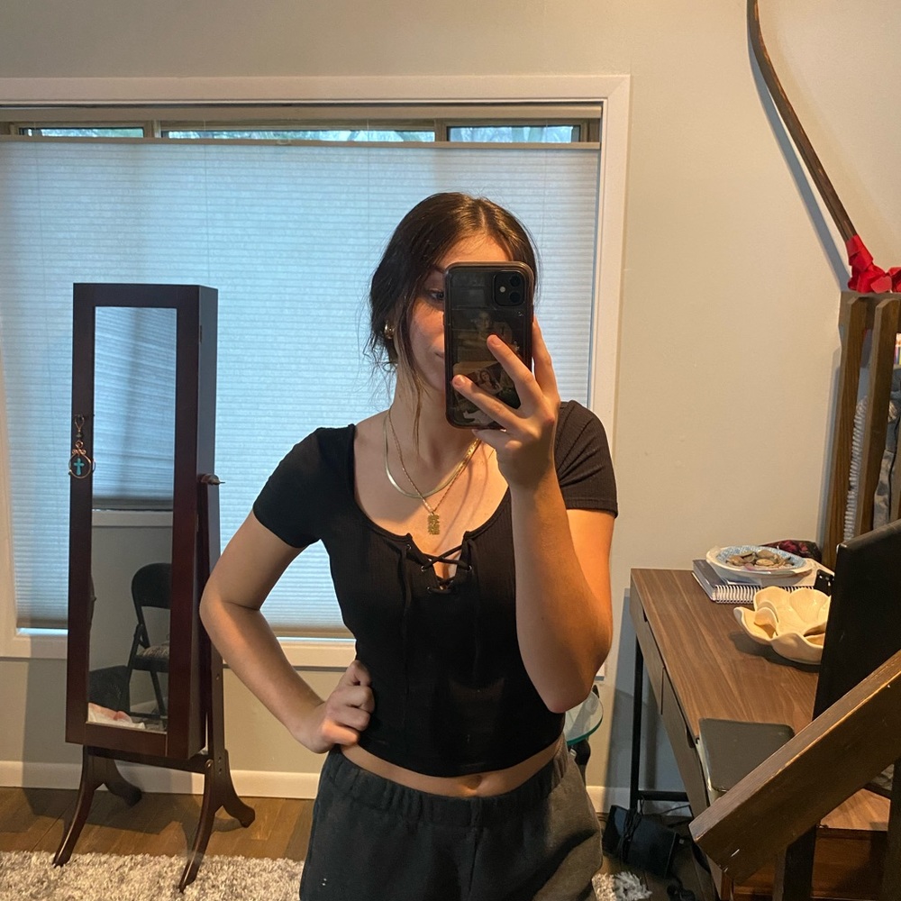 Garage short sleeve top